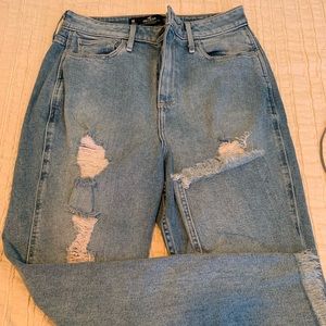 Hollister Ripped Mom Jean